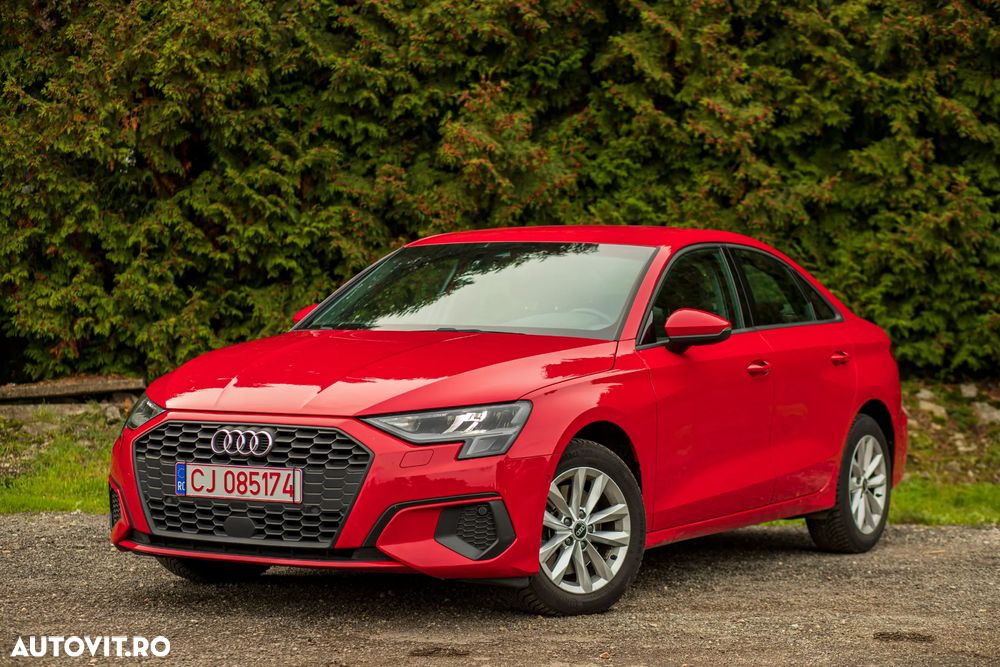 Audi A3 30 TDI Limousine advanced - 1