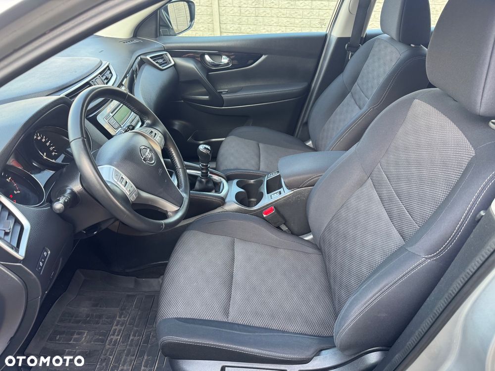 Nissan Qashqai 1.6 dCi 4 x 4 DPF Start/Stop I-Way - 18
