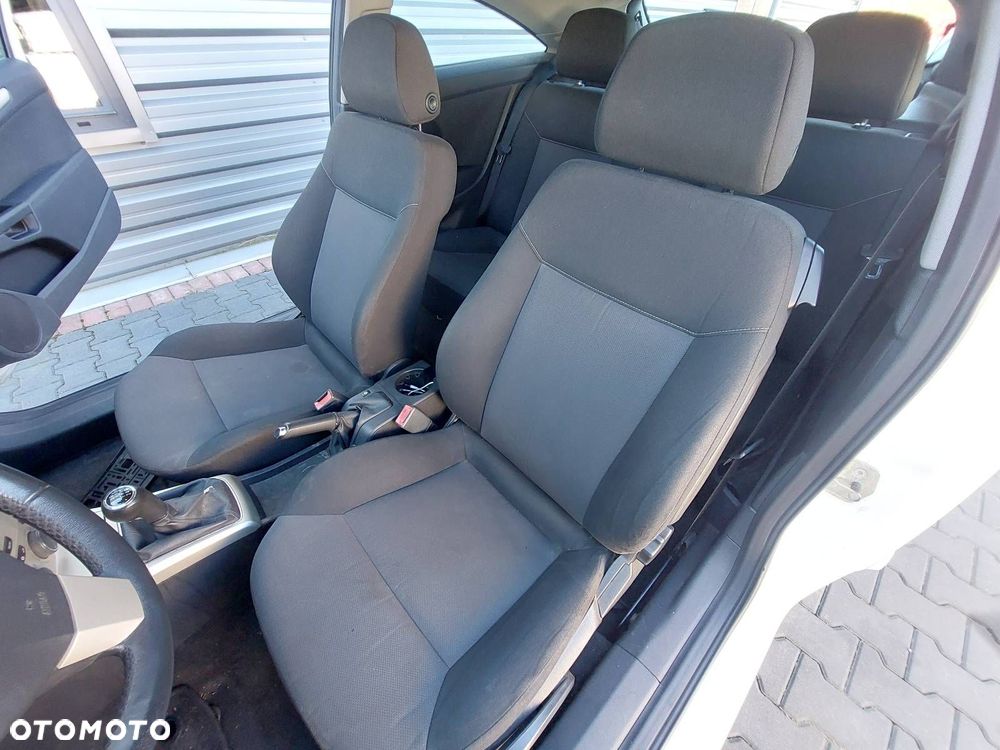 FOTELE KOMPLET LEWY PRAWY KANAPA TYŁ + BOCZKI OPEL ASTRA H LIFT - 1