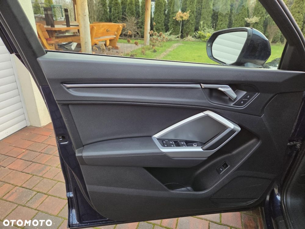 Audi Q3 40 TFSI Quattro Advanced S tronic - 8