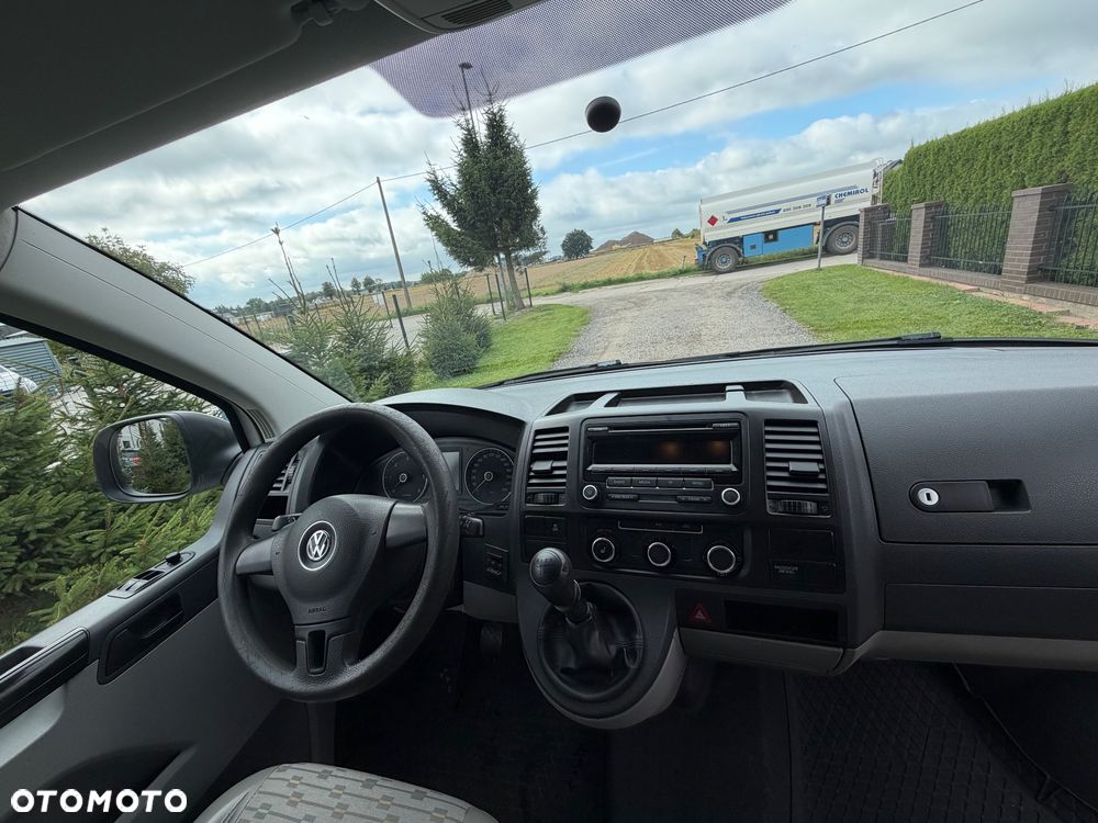 Volkswagen Transporter - 9