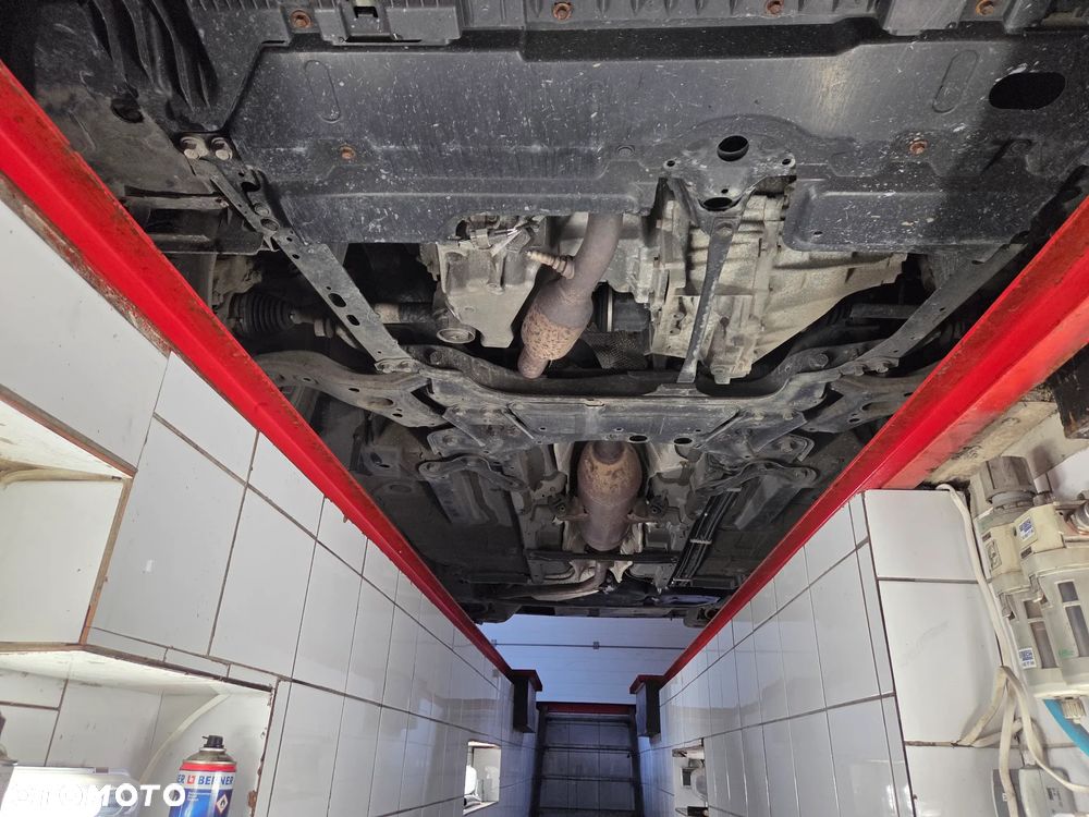 Toyota Auris 1.33 VVT-i - 20