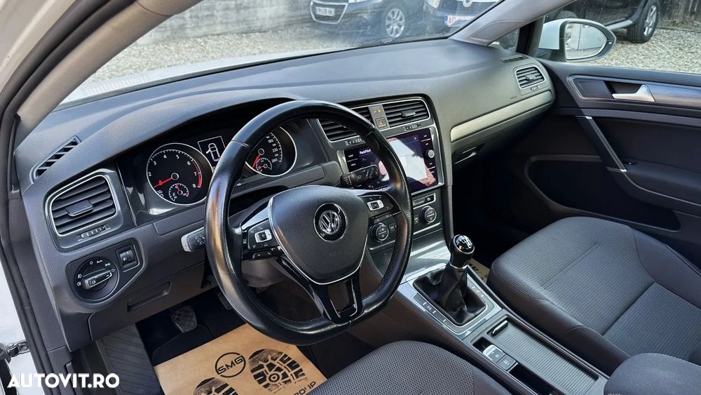 Volkswagen Golf 1.0 TSI Comfortline - 7