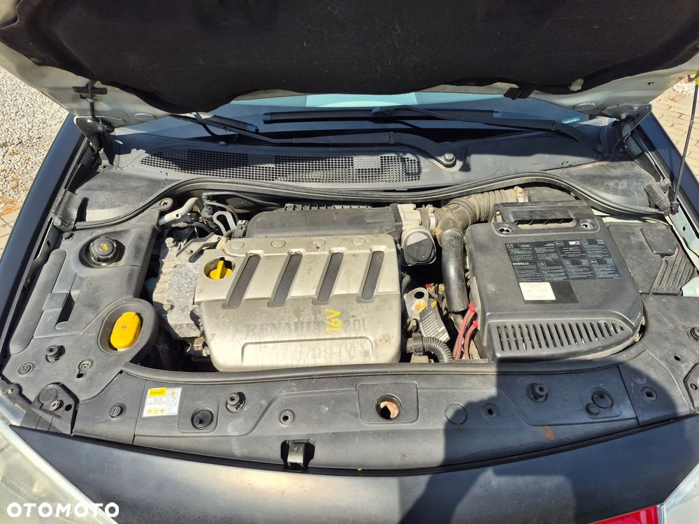 Renault Megane 2.0 Confort Expression - 10