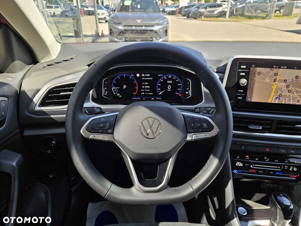 Volkswagen T-Roc - 16