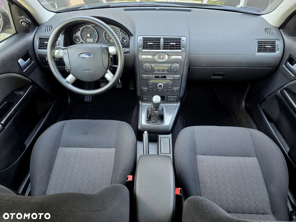 Ford Mondeo 2.0 TDCi Trend - 21