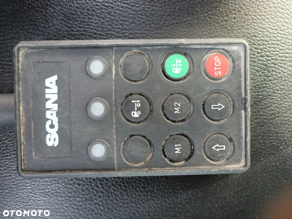 Scania P320 6x2 Hakowiec Marrel , oś skrętna - 30