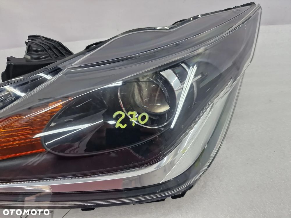 TOYOTA AYGO II 14- LEWA LAMPA PRZEDNIA PRZÓD , NR KOITO 0H-17 , NR AUKCJI LA270 - 4