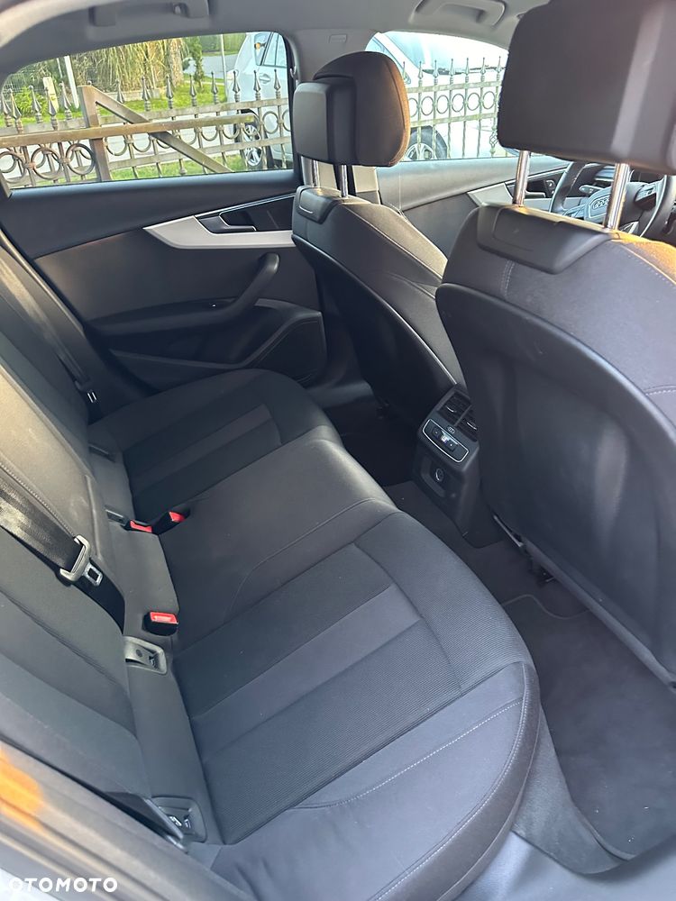 Audi A4 - 33