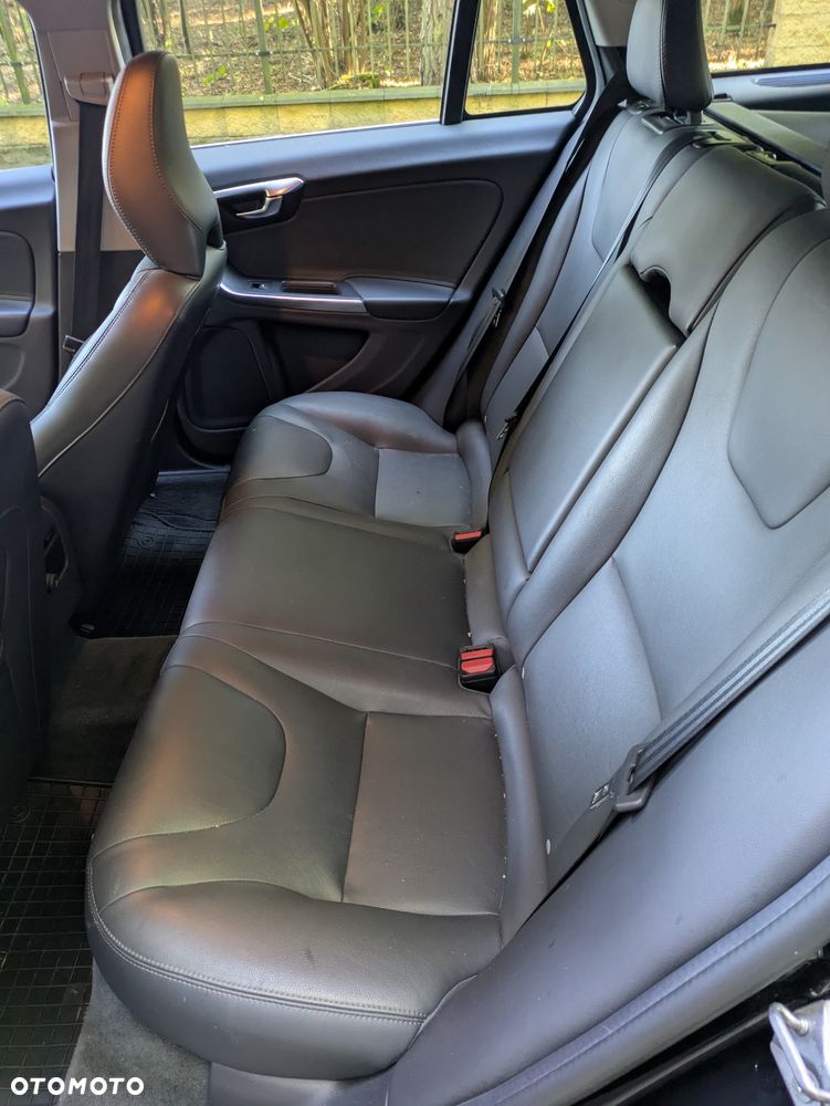 Volvo V60 D4 Drive-E Summum - 25