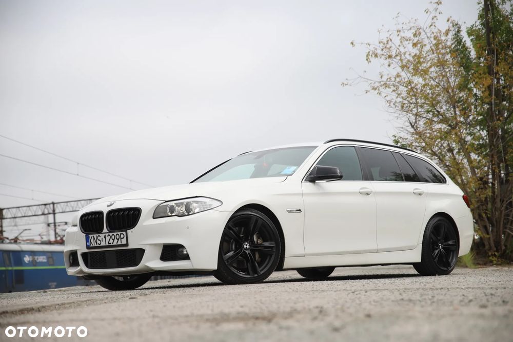 BMW Seria 5 525d xDrive - 3