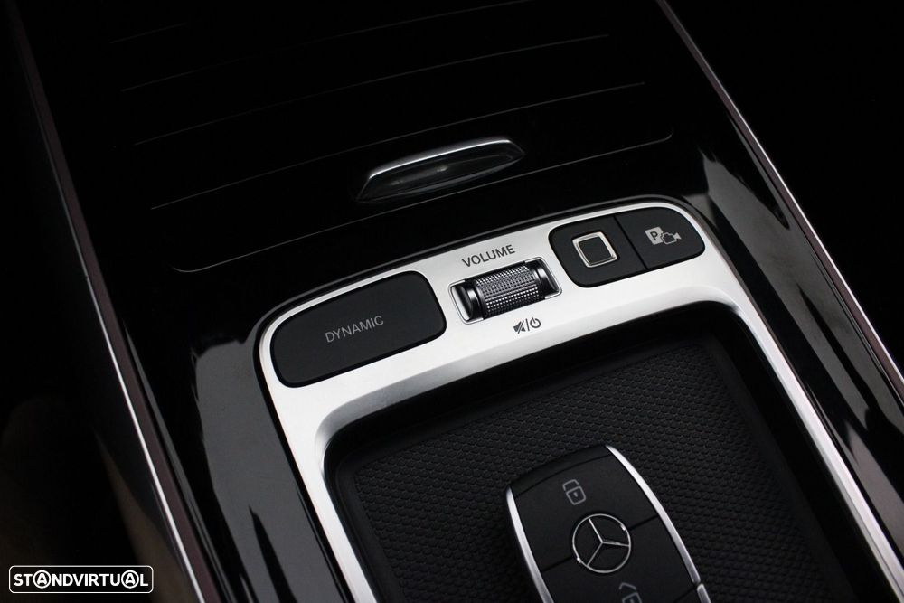 Mercedes-Benz GLA 250 e AMG Line - 37