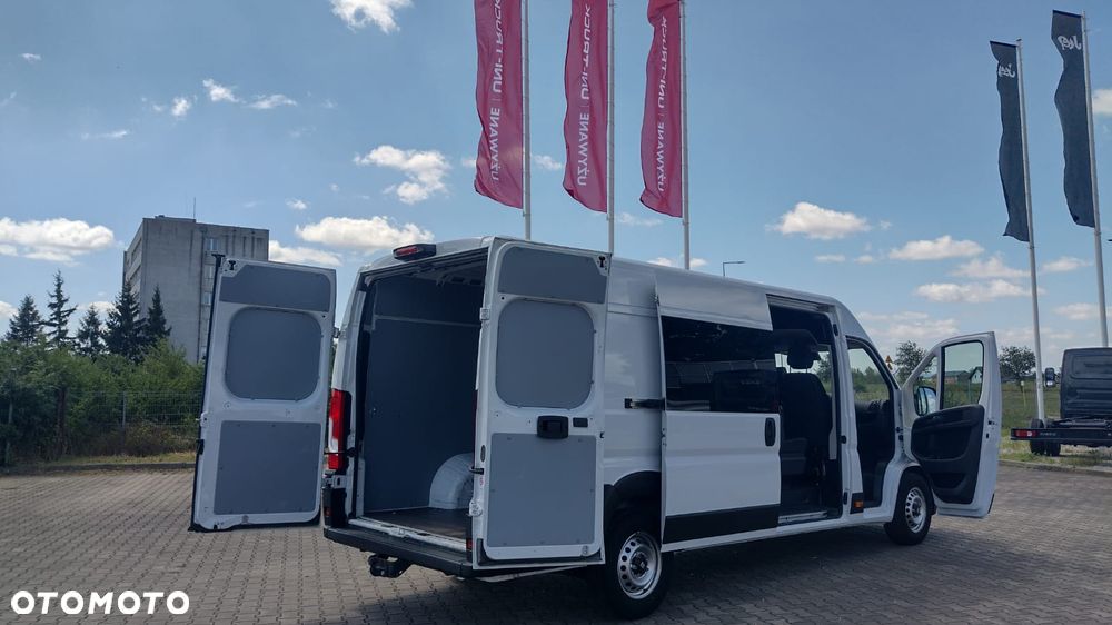 Fiat DUCATO L4H2 brygadówka 7 osób hak 3t Mały przebieg GWARANCJA do29.10.26 - 18
