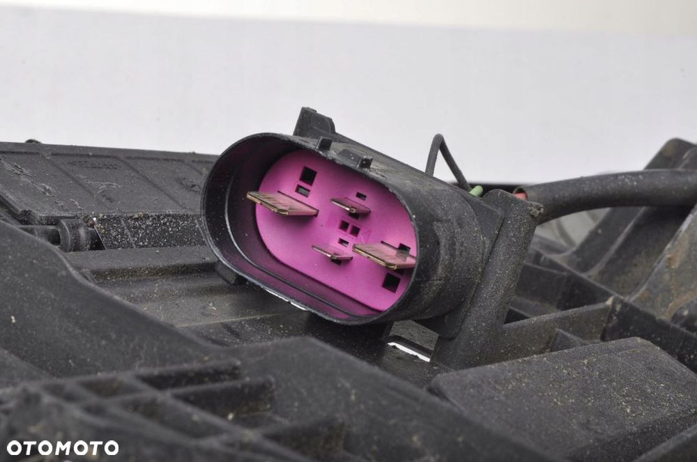 AUDI A4 B9 2.0 TDI WENTYLATOR CHŁODNICY 8W0121207 - 8