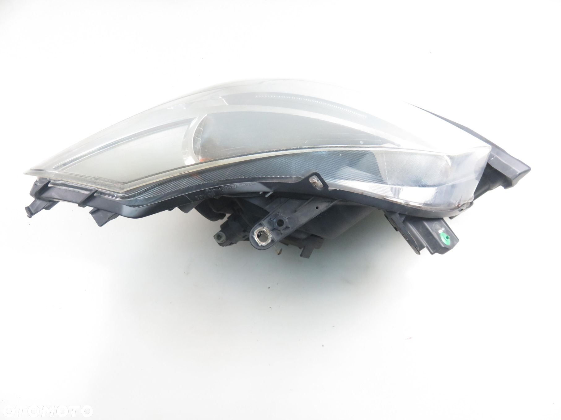 LAMPA LEWA PRZEDNIA RENAULT CLIO III 8200459824 - 9