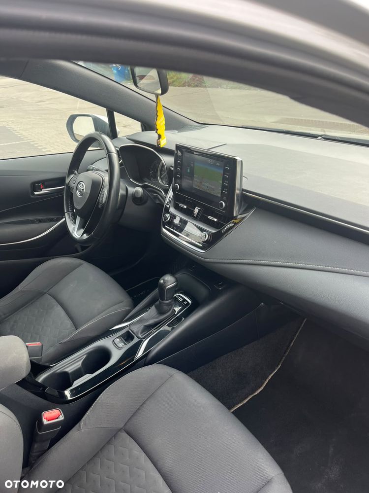 Toyota Corolla - 18