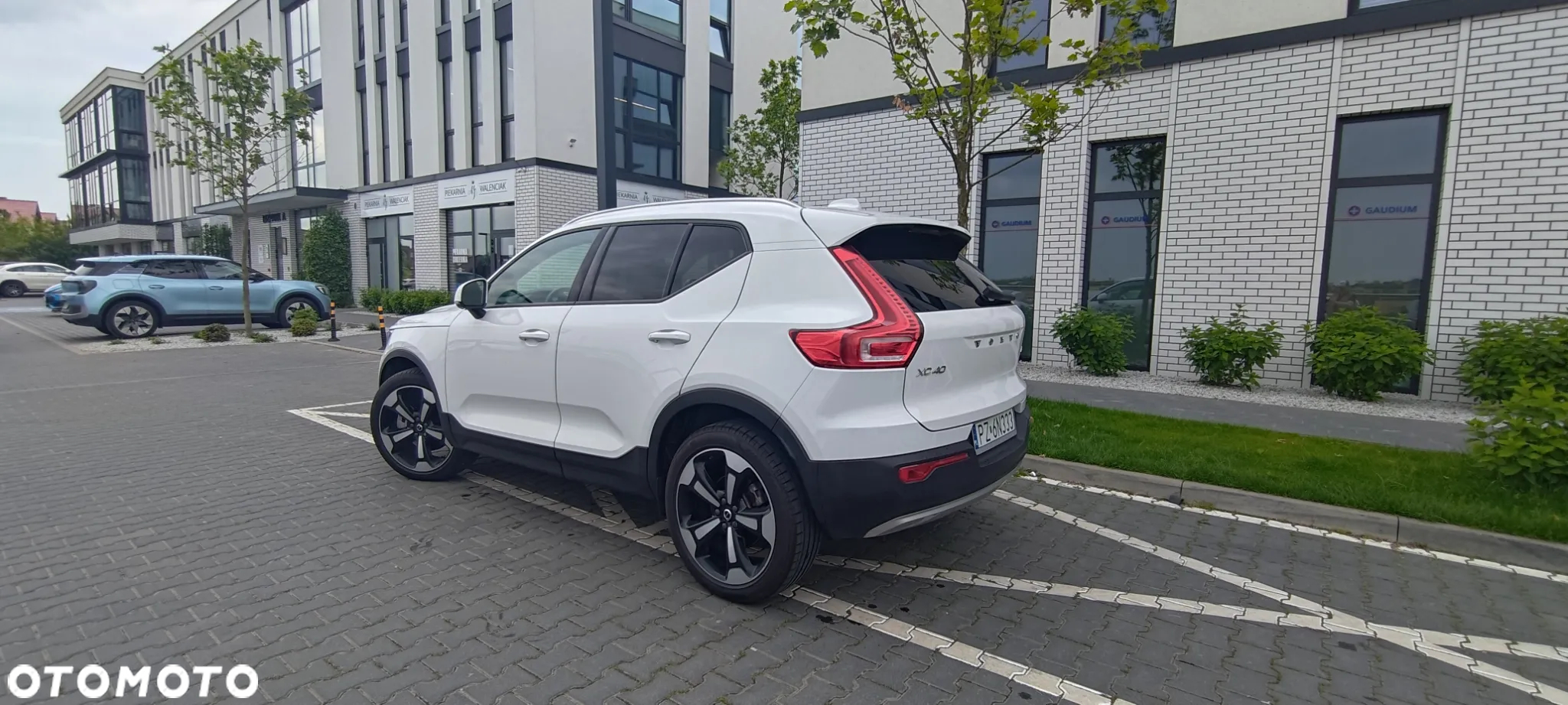 Volvo XC 40 T5 AWD Momentum Pro - 2