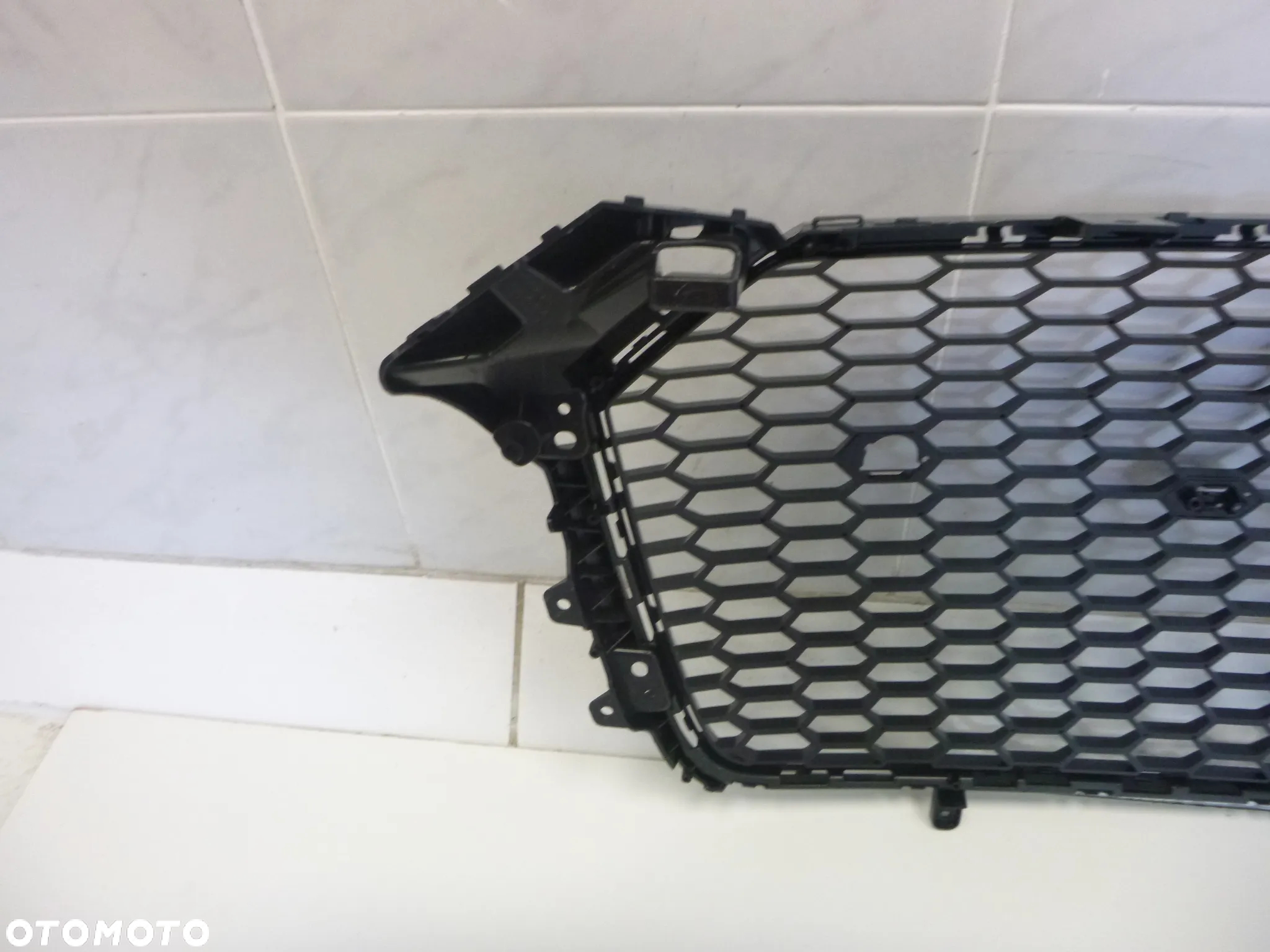 AUDI R8 GRILL ATRAPA CHŁODNICY MASKOWNICA - 7