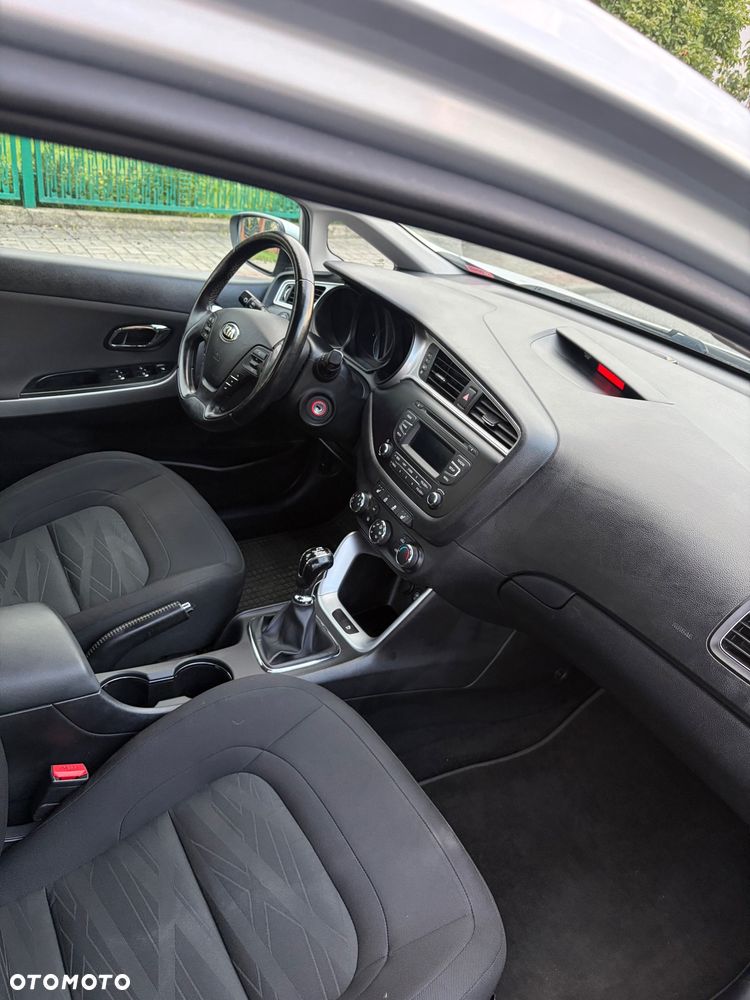 Kia Ceed 1.4 CVVT Edition 7 - 16