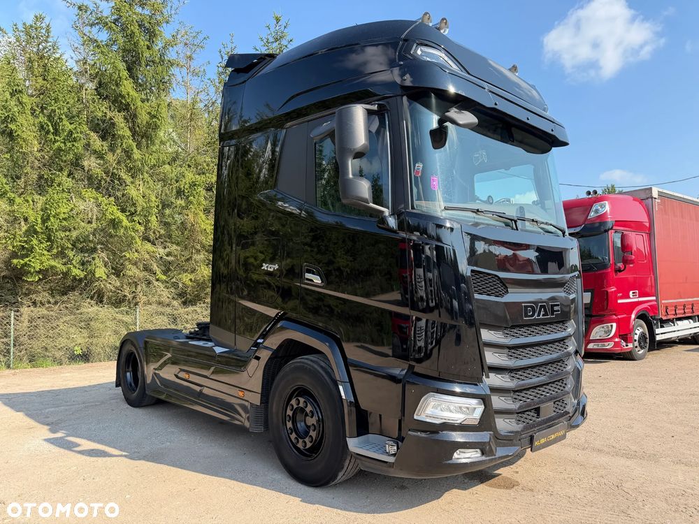 DAF XG+ 530 KM / RETARDER INTARDER / FULL KONTRAKT DAF / KLIMA POSTOJOWA / MAX ZBIORNIKI 1465 L / NAJWIĘKSZA KABINA XG PLUS / FULL SPOJLERY / DOSTĘPNE 3 SZTUKI !! - 1