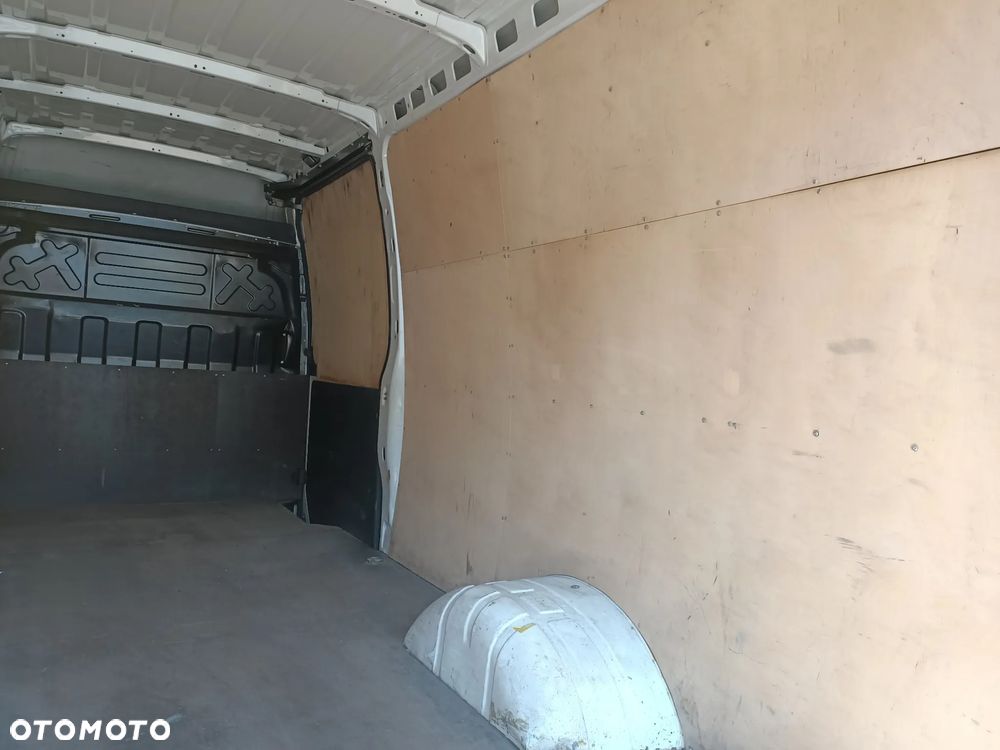Iveco 35S14 Maxi Blaszak Na Blizniakach 3 osobowy Polski Salon - 11