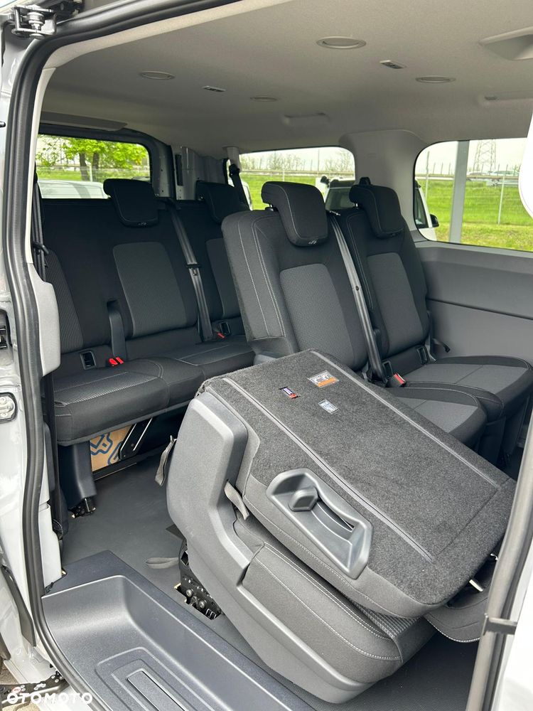 Volkswagen Transporter Kombi L1H1 DSG - 15