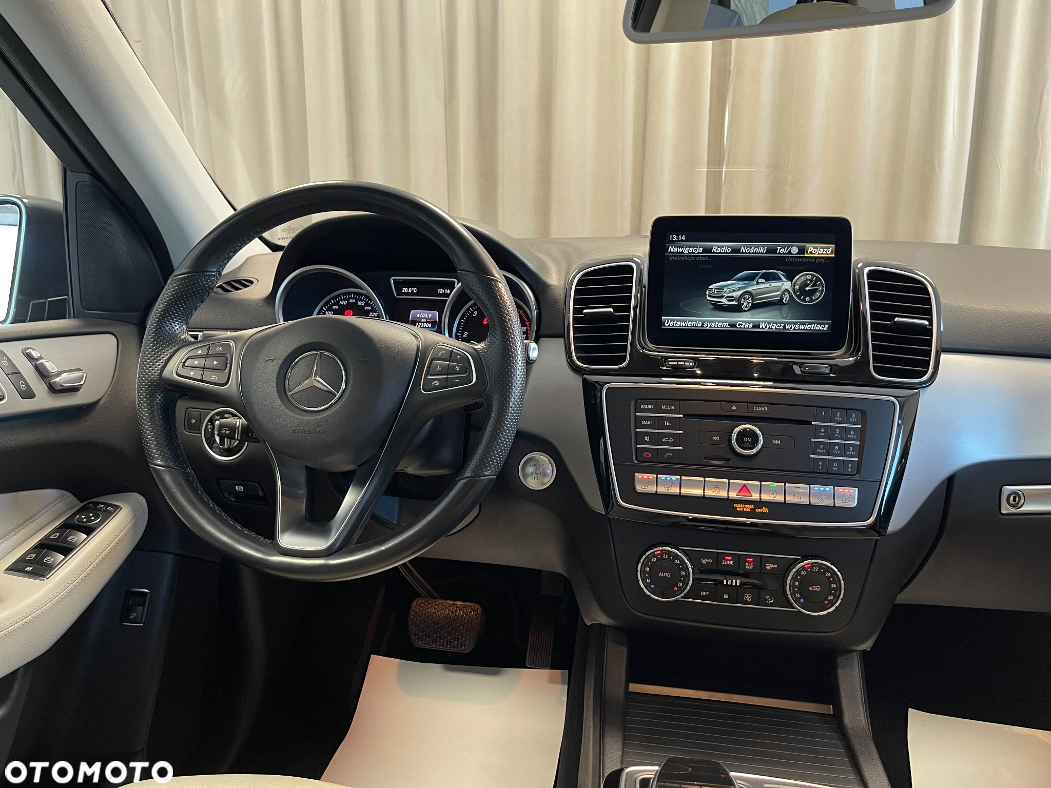 Mercedes-Benz GLE 350 d 4-Matic - 12