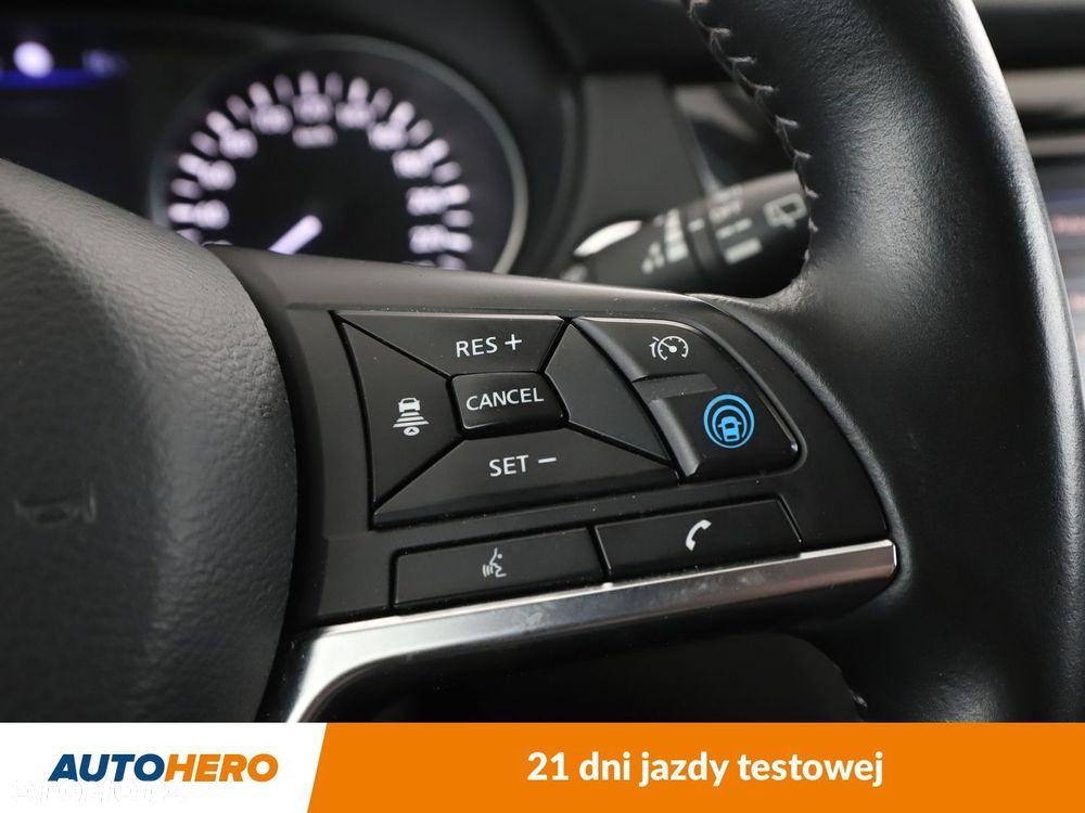 Nissan Qashqai - 26