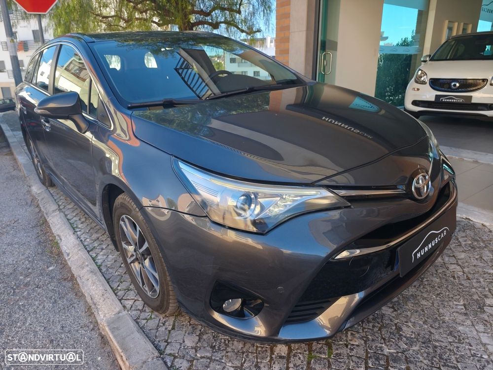 Toyota Avensis Touring Sports 1.6 D-4D Exclusive - 10