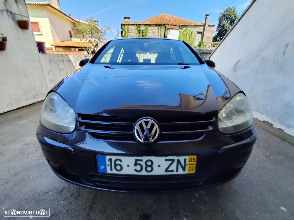 VW Golf 2.0 TDi Confortline - 2