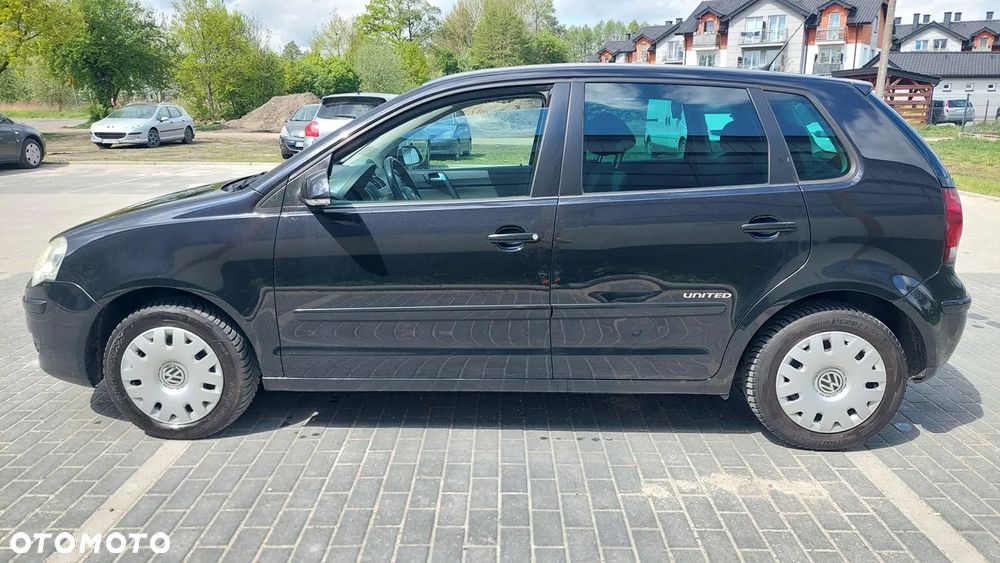 Volkswagen Polo - 2