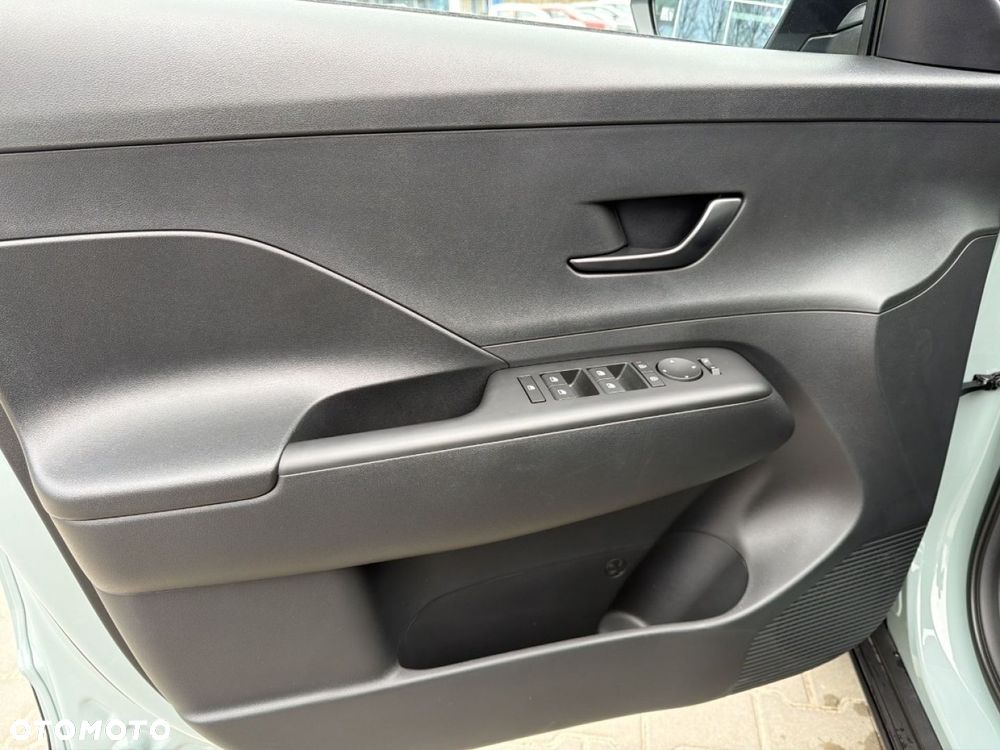 Hyundai Kona - 13