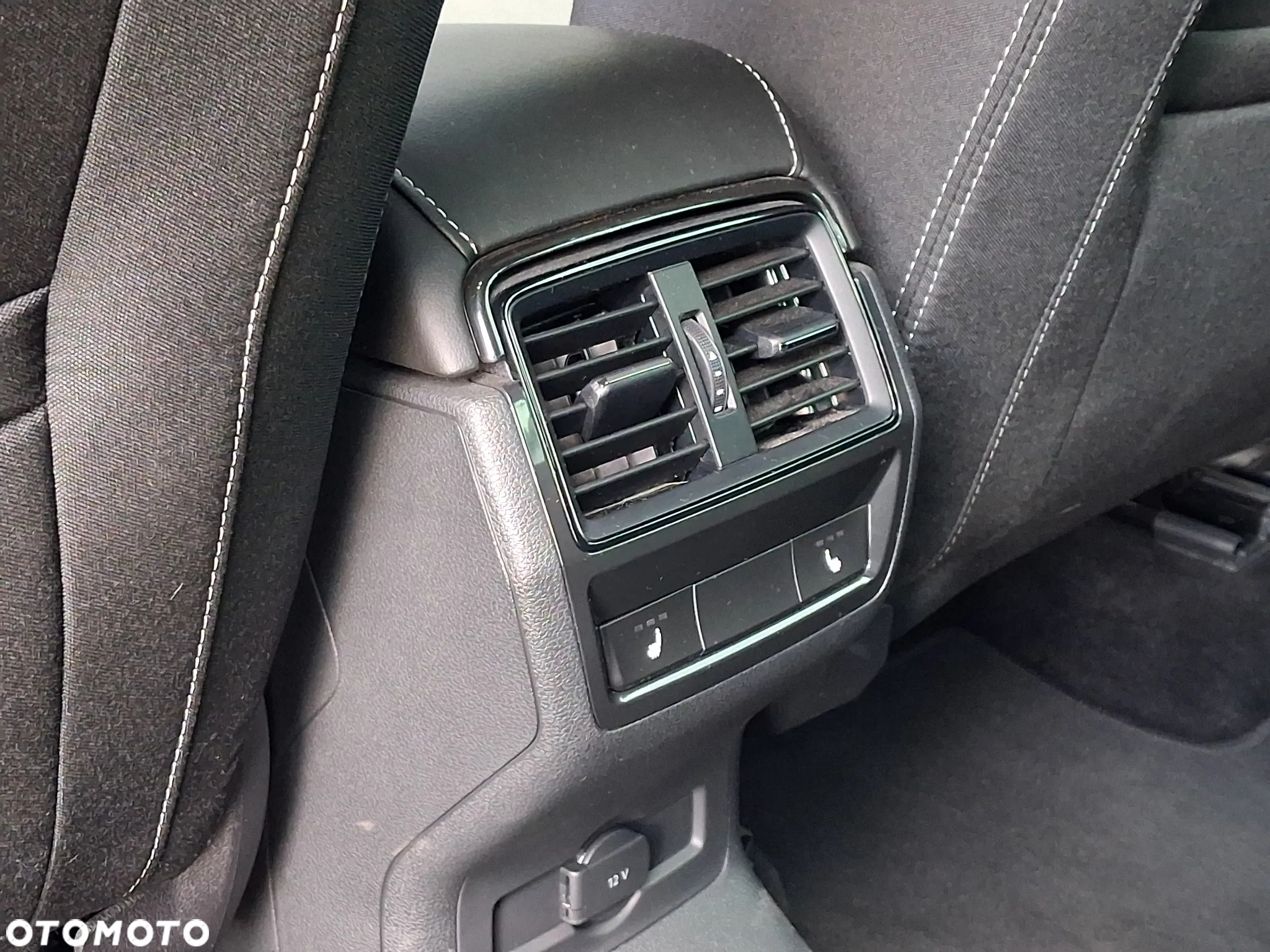 Skoda Karoq 2.0 TSI 4x4 Sportline DSG - 32