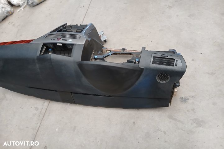 Plansa bord 13168455 13191825 13168455 13191825 Opel Astra H [2004 - - 5