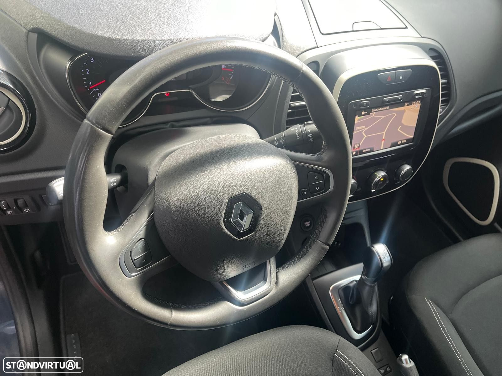 Renault Captur - 8