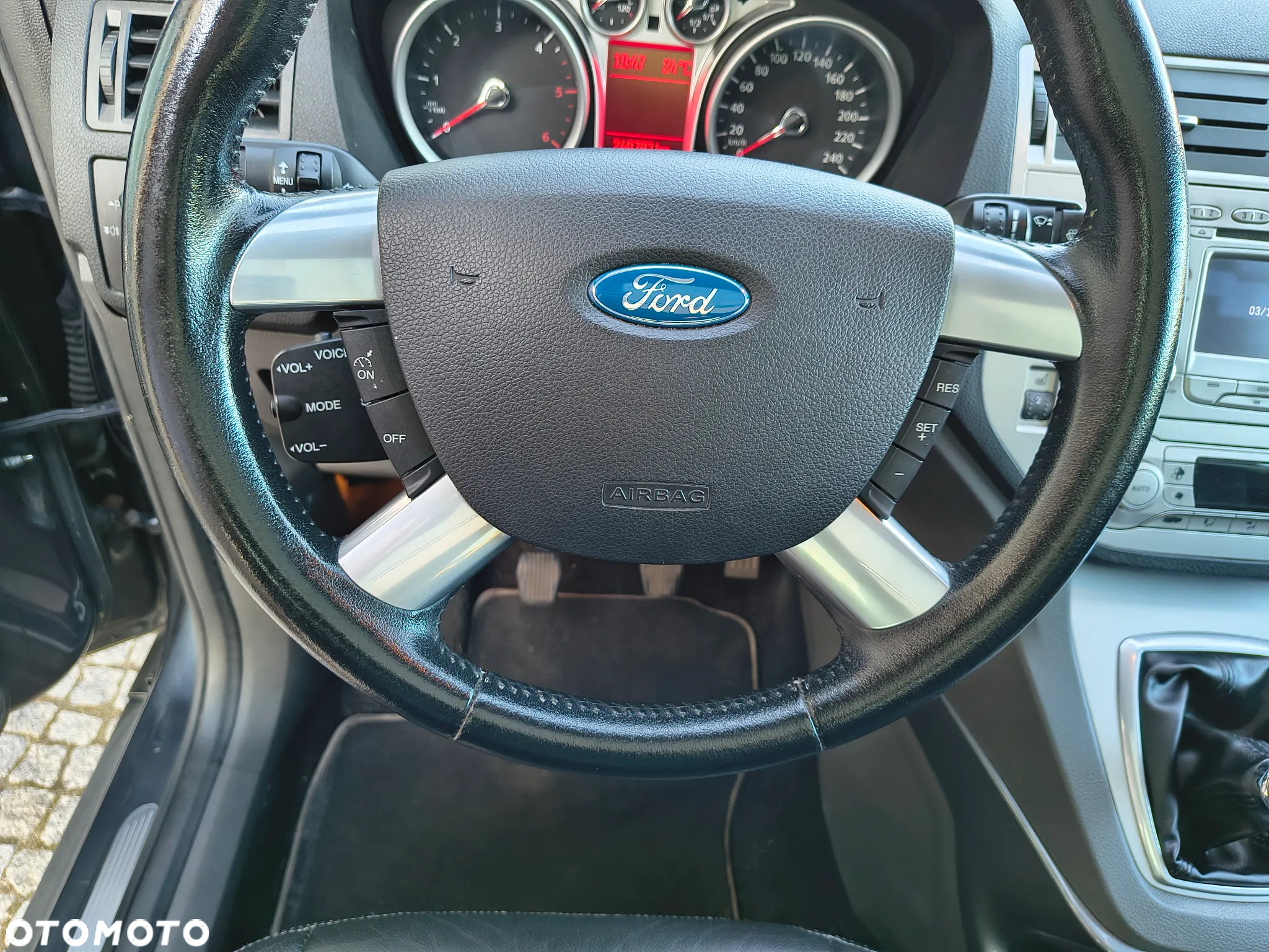 Ford Kuga 2.0 TDCi 4x4 Titanium - 15