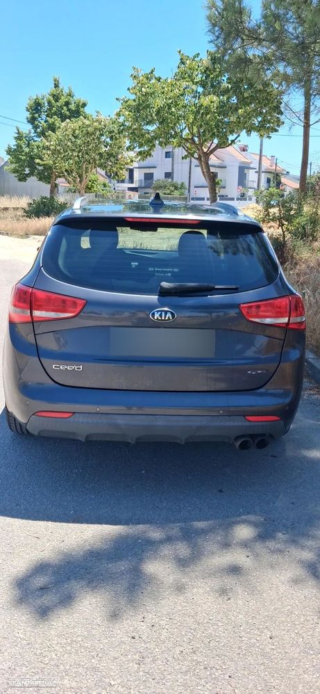 Kia Ceed SW 1.0 T-GDI GT Line - 4
