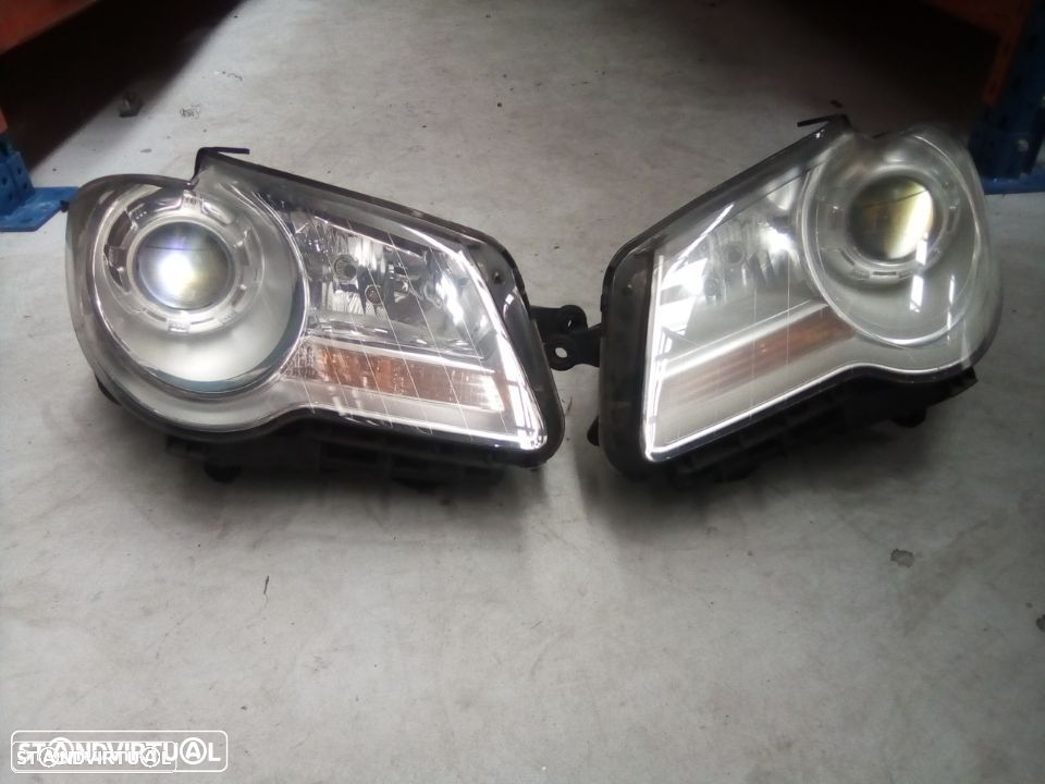 Farol frente Volkswagen Touran 2010 - 3