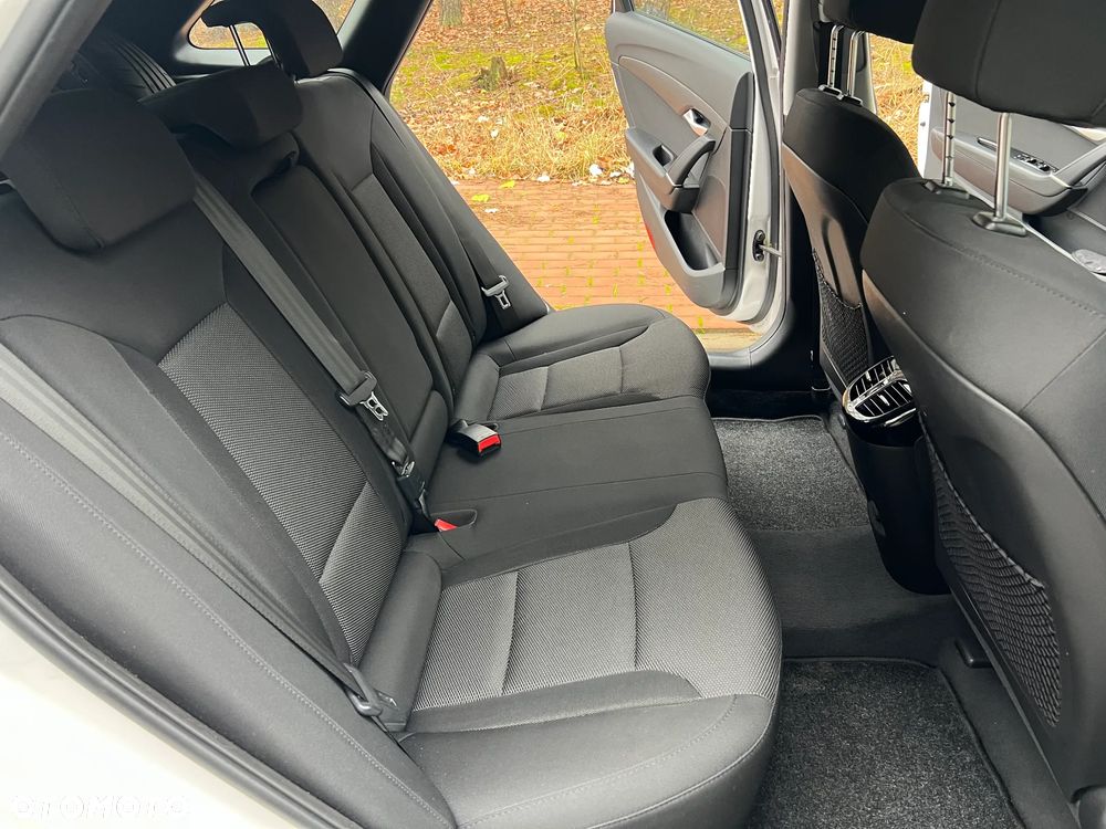 Hyundai i40 1.7 CRDi Premium - 35