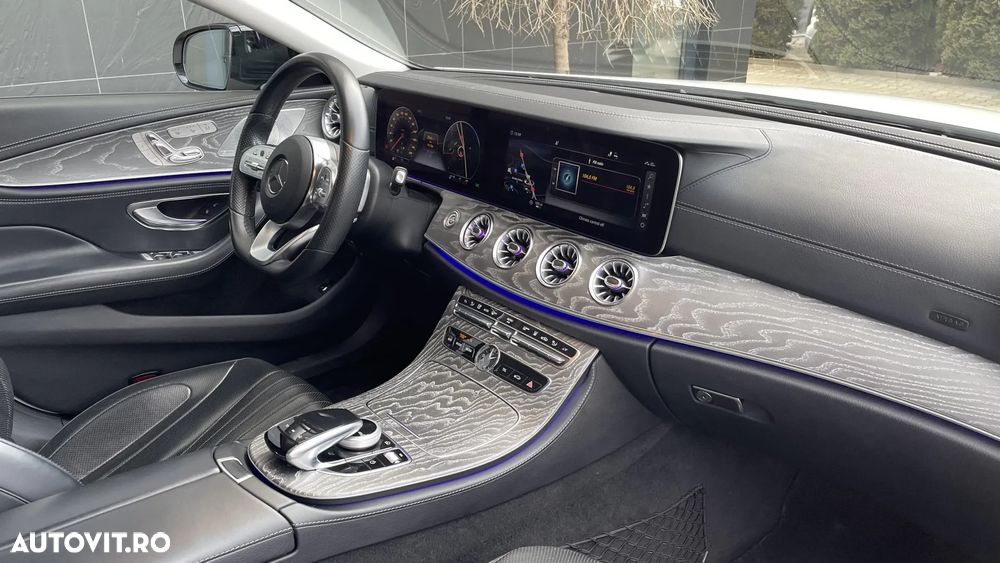 Mercedes-Benz CLS - 10