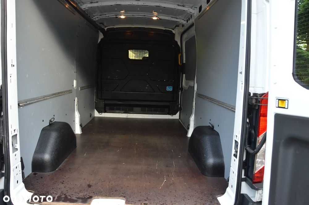 Ford Transit - 6