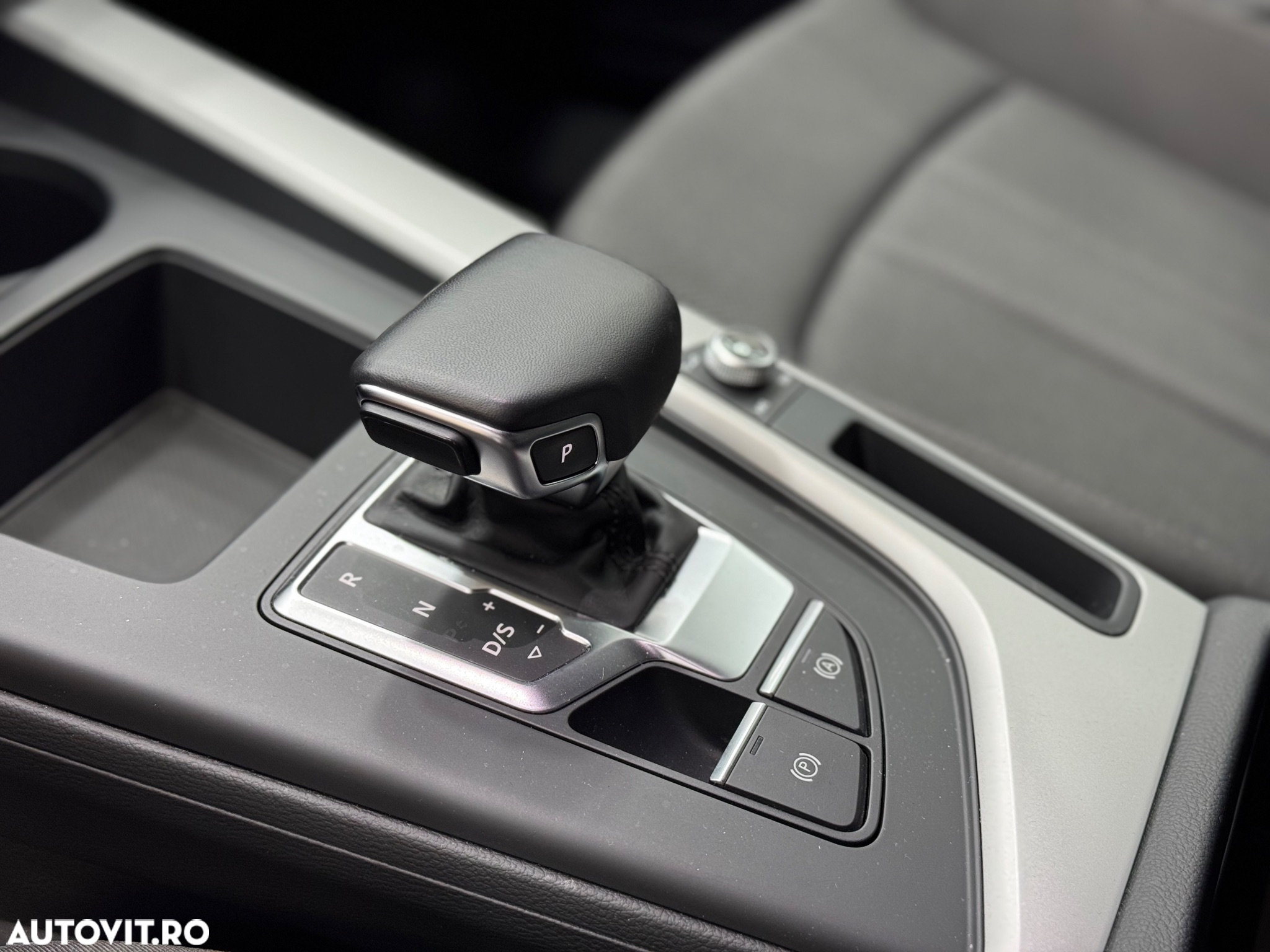 Audi A4 Avant 2.0 35 TFSI S tronic MHEV Basic - 13