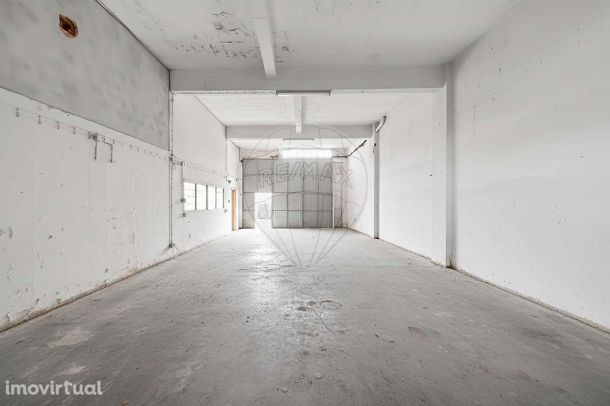 Prédio  para venda - Grande imagem: 2/13