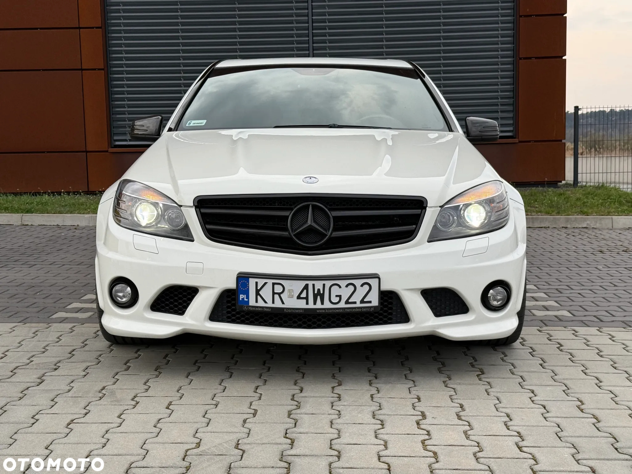 Mercedes-Benz Klasa C 63 AMG 7G-TRONIC - 8