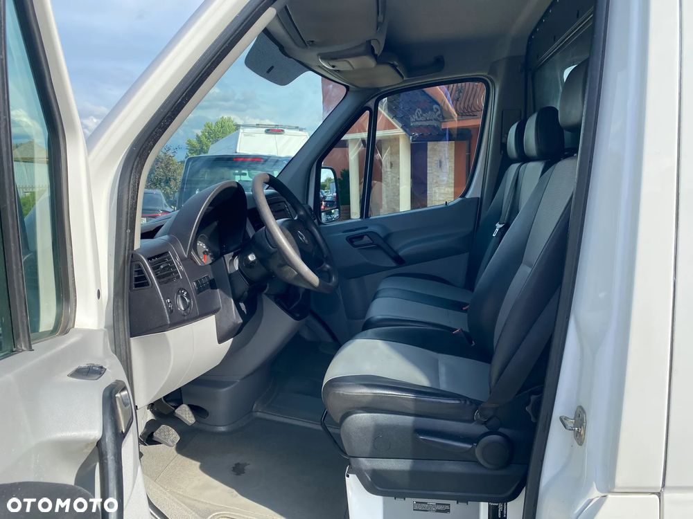 Volkswagen CRAFTER - 7