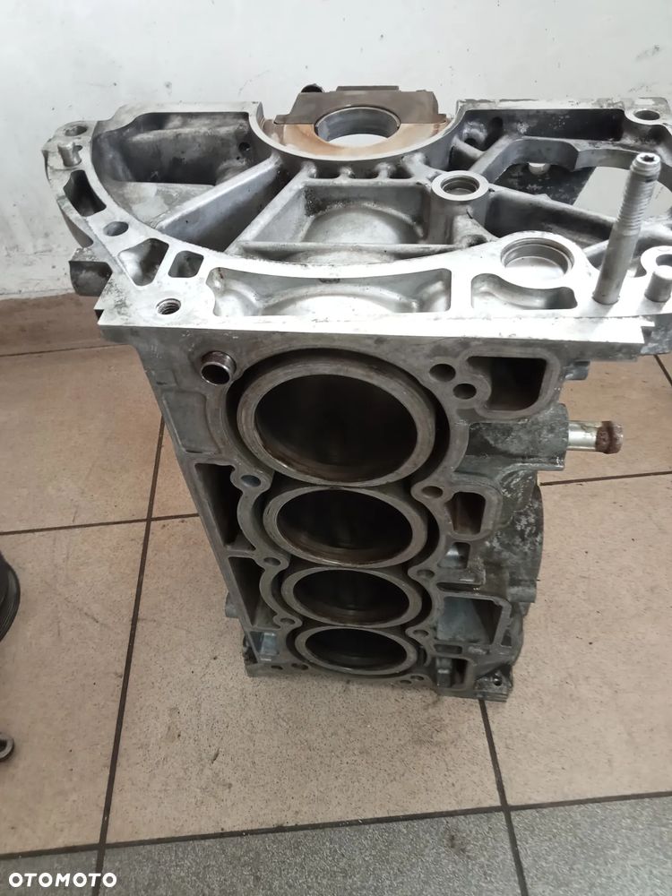 BLOK SILNIKA RENAULT 1.4 TCE H4JA700 - 1