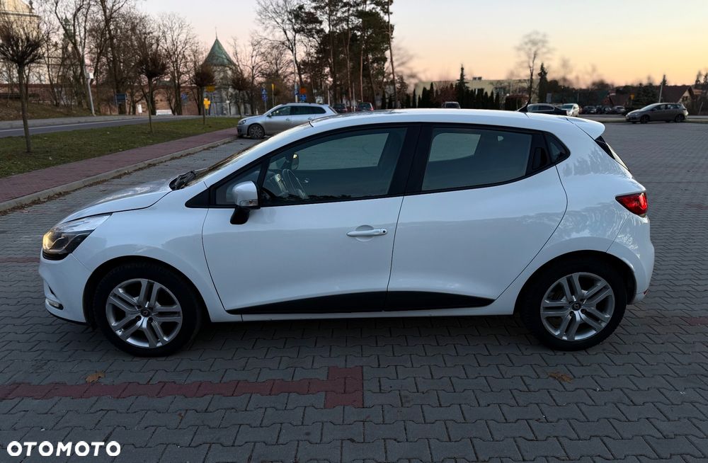 Renault Clio 0.9 TCe Techno Feel - 8