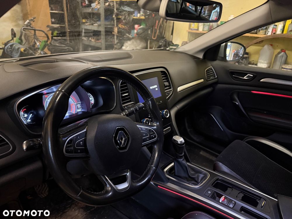 Renault Megane 1.5 dCi Intens - 8