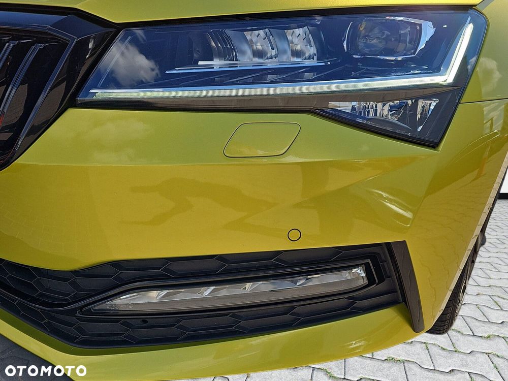 Skoda Superb 2.0 TDI SCR Sportline DSG - 34
