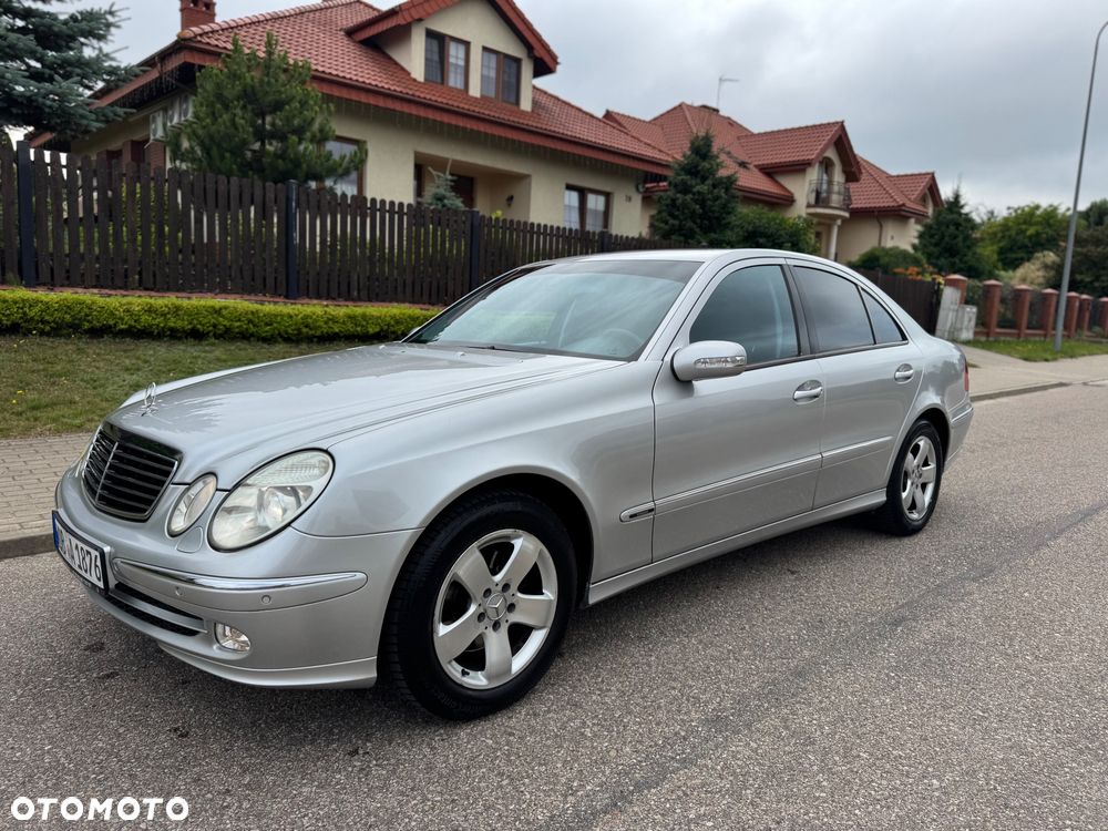 Mercedes-Benz Klasa E 200 Kompressor Automatik Avantgarde Sport Edition - 1